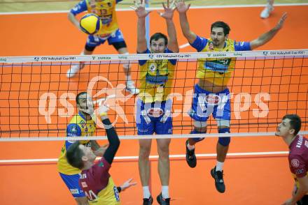 Volleyball. CEV Cup. SK Zadruga Aich/Dob gegen VK Dukla Liberec (CZE).   De Souza Maciel Daniel, Michal Hruska, Maximilian Landfahrer (Aich/Dob). Bleiburg, am 18.11.2020.
Foto: Kuess
www.qspictures.net
---
pressefotos, pressefotografie, kuess, qs, qspictures, sport, bild, bilder, bilddatenbank