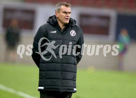Fussball 2. Liga. SK Austria Klagenfurt gegen FC Wacker Innsbruck.  Trainer Robert Micheu (Klagenfurt). Klagenfurt, am 20.11.2020.
Foto: Kuess
www.qspictures.net
---
pressefotos, pressefotografie, kuess, qs, qspictures, sport, bild, bilder, bilddatenbank
