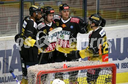EBEL. Eishockey Bundesliga. VSV gegen spusu Vienna Capitals.  Torjubel Ali Wukovits, Taylor Vause, Graham McPhee, Fabio Artner  (Vienna). Villach, am 21.11.2020.
Foto: Kuess
www.qspictures.net
---
pressefotos, pressefotografie, kuess, qs, qspictures, sport, bild, bilder, bilddatenbank