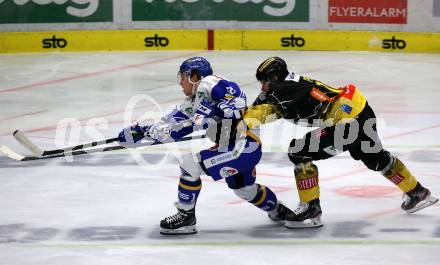 EBEL. Eishockey Bundesliga. VSV gegen spusu Vienna Capitals.  Benjamin Lanzinger,  (VSV), Patrick Peter (Vienna). Villach, am 21.11.2020.
Foto: Kuess
www.qspictures.net
---
pressefotos, pressefotografie, kuess, qs, qspictures, sport, bild, bilder, bilddatenbank