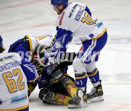 EBEL. Eishockey Bundesliga. VSV gegen spusu Vienna Capitals.  Stefan Bacher, Julian Kornelli,  (VSV), Ty Loney (Vienna). Villach, am 21.11.2020.
Foto: Kuess
www.qspictures.net
---
pressefotos, pressefotografie, kuess, qs, qspictures, sport, bild, bilder, bilddatenbank
