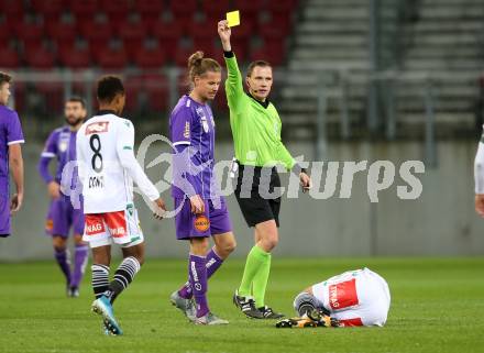 Fussball 2. Liga. SK Austria Klagenfurt gegen FC Wacker Innsbruck.  Patrick Greil,  (Klagenfurt), Schiedsrichter Sebastian Gishamer. Klagenfurt, am 20.11.2020.
Foto: Kuess
www.qspictures.net
---
pressefotos, pressefotografie, kuess, qs, qspictures, sport, bild, bilder, bilddatenbank