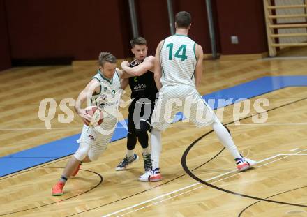 Basketball Zweite Liga 2020/2021. Grunddurchgang 8. Runde. KOS Celovec gegen Basket Flames. Tim Huber, Lovro Fizuleto (KOS Celovec), David Wrumnig (Basket Flames). Klagenfurt, am 22.11.2020.
Foto: Kuess
www.qspictures.net

---
pressefotos, pressefotografie, kuess, qs, qspictures, sport, bild, bilder, bilddatenbank