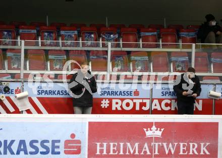 EBEL. Eishockey Bundesliga. KAC gegen	EC Red Bull Salzburg. Trainer Petri Matikainen, Co-Trainer Juha Vuori (KAC). Klagenfurt, am 22.11.2020.
Foto: Kuess
www.qspictures.net

---
pressefotos, pressefotografie, kuess, qs, qspictures, sport, bild, bilder, bilddatenbank