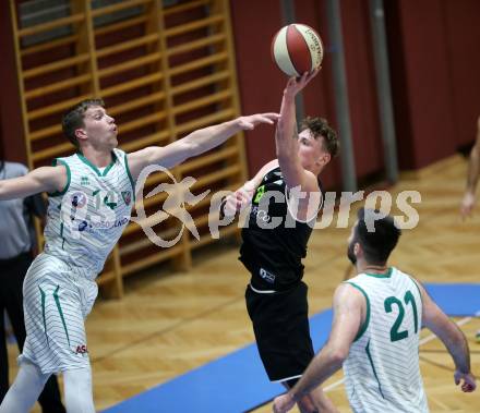 Basketball Zweite Liga 2020/2021. Grunddurchgang 8. Runde. KOS Celovec gegen Basket Flames. Lovro Fizuleto (KOS Celovec), Jernej Heine Andolsek (Basket Flames). Klagenfurt, am 22.11.2020.
Foto: Kuess
www.qspictures.net

---
pressefotos, pressefotografie, kuess, qs, qspictures, sport, bild, bilder, bilddatenbank