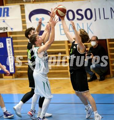 Basketball Zweite Liga 2020/2021. Grunddurchgang 8. Runde. KOS Celovec gegen Basket Flames. Samuel Seher (KOS Celovec), Ben Seipt, Marius Witzmann (Basket Flames). Klagenfurt, am 22.11.2020.
Foto: Kuess
www.qspictures.net

---
pressefotos, pressefotografie, kuess, qs, qspictures, sport, bild, bilder, bilddatenbank