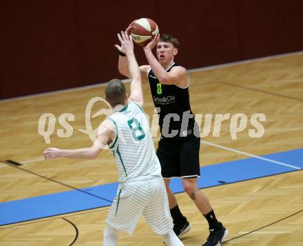 Basketball Zweite Liga 2020/2021. Grunddurchgang 8. Runde. KOS Celovec gegen Basket Flames. Jernej Heine Andolsek (KOS Celovec), Philipp Germ (Basket Flames). Klagenfurt, am 22.11.2020.
Foto: Kuess
www.qspictures.net

---
pressefotos, pressefotografie, kuess, qs, qspictures, sport, bild, bilder, bilddatenbank