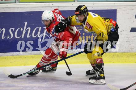 EBEL. Eishockey Bundesliga. KAC gegen	spusu Vienna Capitals. Rok Ticar,  (KAC), Patrik Kittinger (Vienna). Klagenfurt, am 29.11.2020.
Foto: Kuess
www.qspictures.net

---
pressefotos, pressefotografie, kuess, qs, qspictures, sport, bild, bilder, bilddatenbank