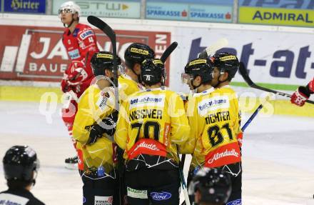 EBEL. Eishockey Bundesliga. KAC gegen	spusu Vienna Capitals.  Torjubel Benjamin Nissner, Marco Richter, Jerome Gauthier Leduc  (Vienna). Klagenfurt, am 29.11.2020.
Foto: Kuess
www.qspictures.net

---
pressefotos, pressefotografie, kuess, qs, qspictures, sport, bild, bilder, bilddatenbank