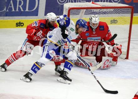 EBEL. Eishockey Bundesliga. VSV gegen KAC.  Michael Raffl, (VSV), Rok Ticar, David Madlener  (KAC). Villach, am 1.12.2020.
Foto: Kuess
www.qspictures.net
---
pressefotos, pressefotografie, kuess, qs, qspictures, sport, bild, bilder, bilddatenbank