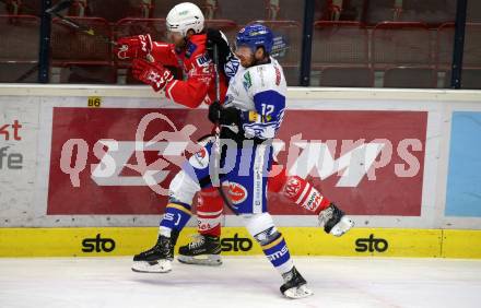 EBEL. Eishockey Bundesliga. VSV gegen KAC.  Michael Raffl,  (VSV), Thomas Hundertpfund (KAC). Villach, am 1.12.2020.
Foto: Kuess
www.qspictures.net
---
pressefotos, pressefotografie, kuess, qs, qspictures, sport, bild, bilder, bilddatenbank