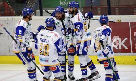 EBEL. Eishockey Bundesliga. VSV gegen KAC.  Torjubel Christof Wappis,Patrick Bjorkstrand, Stefan Bacher, Nico Brunner, Jerry Pollastrone (VSV). Villach, am 1.12.2020.
Foto: Kuess
www.qspictures.net
---
pressefotos, pressefotografie, kuess, qs, qspictures, sport, bild, bilder, bilddatenbank