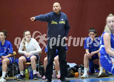 Basketball Damen Superliga 2020/2021. Grunddurchgang 7. Runde.  KOS Celovec Damen gegen DBB LZ OOE. Trainer Gregor Leitner (OOE). Klagenfurt, am 5.12.2020.
Foto: Kuess
www.qspictures.net

---
pressefotos, pressefotografie, kuess, qs, qspictures, sport, bild, bilder, bilddatenbank