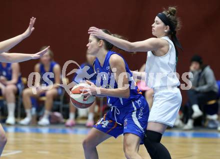 Basketball Damen Superliga 2020/2021. Grunddurchgang 7. Runde.  KOS Celovec Damen gegen DBB LZ OOE. Antonia Ronacher (KOS Celovec),  Marlies Kolin  (OOE). Klagenfurt, am 5.12.2020.
Foto: Kuess
www.qspictures.net

---
pressefotos, pressefotografie, kuess, qs, qspictures, sport, bild, bilder, bilddatenbank