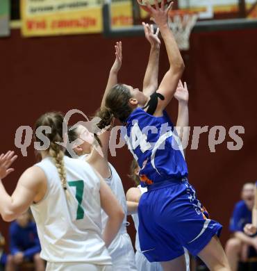 Basketball Damen Superliga 2020/2021. Grunddurchgang 7. Runde.  KOS Celovec Damen gegen DBB LZ OOE. Alina Seher (KOS Celovec), Marlies Kolin  (OOE). Klagenfurt, am 5.12.2020.
Foto: Kuess
www.qspictures.net

---
pressefotos, pressefotografie, kuess, qs, qspictures, sport, bild, bilder, bilddatenbank