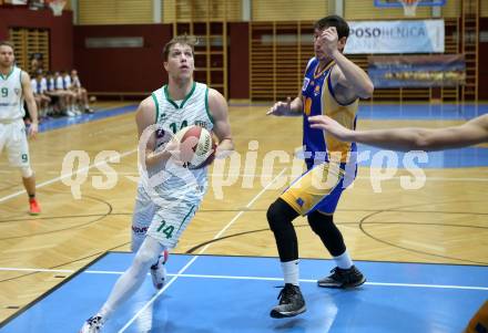 Basketball Zweite Liga 2020/2021. Grunddurchgang 10. Runde. KOS Celovec gegen BBU Salzburg. Lovro Fizuleto (KOS Celovec), Guillermo SÃ¡nchez Daza  (BBU Salzburg). Klagenfurt, am 5.12.2020.
Foto: Kuess
www.qspictures.net

---
pressefotos, pressefotografie, kuess, qs, qspictures, sport, bild, bilder, bilddatenbank