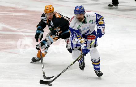 EBEL. Eishockey Bundesliga. VSV gegen Black Wings LINZ 1992.  Frederik Allard,  (VSV), Juha-Pekka Hytonen (Linz). Villach, am 6.12.2020.
Foto: Kuess
www.qspictures.net
---
pressefotos, pressefotografie, kuess, qs, qspictures, sport, bild, bilder, bilddatenbank