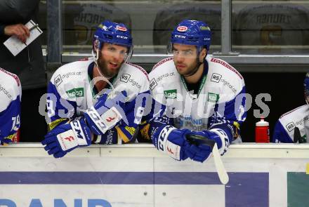 EBEL. Eishockey Bundesliga. VSV gegen Hydro Fehervar AV 19.  Kevin Schmidt, Sebastian Zauner (VSV). Villach, am 10.12.2020.
Foto: Kuess
www.qspictures.net
---
pressefotos, pressefotografie, kuess, qs, qspictures, sport, bild, bilder, bilddatenbank