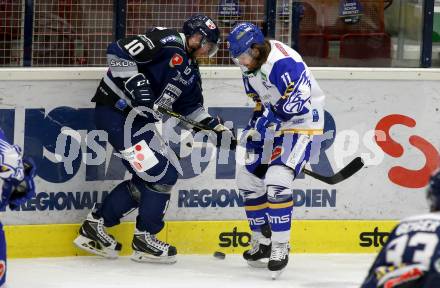 EBEL. Eishockey Bundesliga. VSV gegen Hydro Fehervar AV 19.  Christof Wappis, (VSV), Istvan Bartalis  (Alba Volan). Villach, am 10.12.2020.
Foto: Kuess
www.qspictures.net
---
pressefotos, pressefotografie, kuess, qs, qspictures, sport, bild, bilder, bilddatenbank