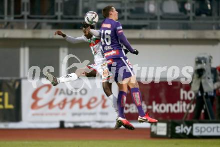 Fussball. Bundesliga. RZ Pellets WAC gegen FK Austria Wien. Cheikhou Dieng,  (WAC), Johannes Handl  (Wien). Wolfsberg, am 13.12.2020.
Foto: Kuess
www.qspictures.net

---
pressefotos, pressefotografie, kuess, qs, qspictures, sport, bild, bilder, bilddatenbank