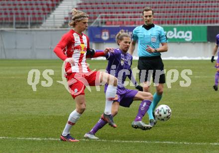 Fussball 2. Liga. SK Austria Klagenfurt gegen  FC Liefering. Patrick Greil (Klagenfurt), Maurits Kjaergaard (Liefering). Klagenfurt, am 13.12.2020.
Foto: Kuess
www.qspictures.net
---
pressefotos, pressefotografie, kuess, qs, qspictures, sport, bild, bilder, bilddatenbank