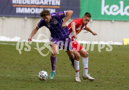 Fussball 2. Liga. SK Austria Klagenfurt gegen  FC Liefering. Herbert Paul (Klagenfurt), AntonÃ­n Svoboda (Liefering). Klagenfurt, am 13.12.2020.
Foto: Kuess
www.qspictures.net
---
pressefotos, pressefotografie, kuess, qs, qspictures, sport, bild, bilder, bilddatenbank