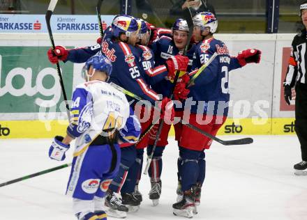 EBEL. Eishockey Bundesliga. VSV gegen EC Red Bull Salzburg. Torjubel Derek Joslin, Alexander Pallestrang, Florian Baltram, Justin Schuetz, Peter Hochkofler  (Salzburg). Villach, am 18.12.2020.
Foto: Kuess
www.qspictures.net
---
pressefotos, pressefotografie, kuess, qs, qspictures, sport, bild, bilder, bilddatenbank
