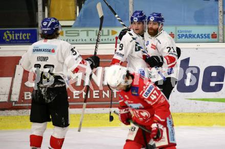 EBEL. Eishockey Bundesliga. KAC gegen	HC TIWAG Innsbruck. Torjubel Christof Kromp, Clemens Paulweber, Colton Jay Saucerman  (Innsbruck). Klagenfurt, am 20.12.2020.
Foto: Kuess
www.qspictures.net

---
pressefotos, pressefotografie, kuess, qs, qspictures, sport, bild, bilder, bilddatenbank