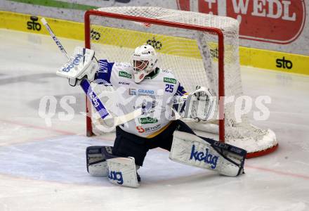 EBEL. Eishockey Bundesliga. VSV gegen HCB Suedtirol Alperia.  Schmidt Alexander (VSV). Villach, am 22.12.2020.
Foto: Kuess
www.qspictures.net
---
pressefotos, pressefotografie, kuess, qs, qspictures, sport, bild, bilder, bilddatenbank