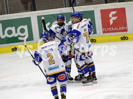 EBEL. Eishockey Bundesliga. VSV gegen HCB Suedtirol Alperia.  Torjubel Maxa Felix, Pollastrone Jerry, Zauner Sebastian (VSV),  (Bozen). Villach, am 22.12.2020.
Foto: Kuess
www.qspictures.net
---
pressefotos, pressefotografie, kuess, qs, qspictures, sport, bild, bilder, bilddatenbank