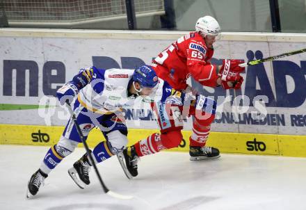 EBEL. Eishockey Bundesliga. VSV gegen KAC. Sebastian Zauner,  (VSV),  Michael Kernberger  (KAC). Villach, am 28.12.2020.
Foto: Kuess
www.qspictures.net
---
pressefotos, pressefotografie, kuess, qs, qspictures, sport, bild, bilder, bilddatenbank