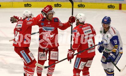 EBEL. Eishockey Bundesliga. VSV gegen KAC. Torjubel Paul Postma, Matthew Fraser, Nicholas Eric Petersen (KAC). Villach, am 28.12.2020.
Foto: Kuess
www.qspictures.net
---
pressefotos, pressefotografie, kuess, qs, qspictures, sport, bild, bilder, bilddatenbank