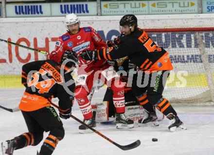 EBEL. Eishockey Bundesliga. KAC gegen	spusu Moser Medical Graz99ers.  Geier Manuel (KAC), Cameranesi Anthony, Myllaeri Olof Anton, Nussbacher Felix  (Graz). Klagenfurt, am 30.12.2020.
Foto: Kuess
www.qspictures.net

---
pressefotos, pressefotografie, kuess, qs, qspictures, sport, bild, bilder, bilddatenbank