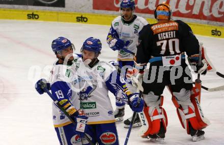 EBEL. Eishockey Bundesliga. VSV gegen Black Wings 1992 Linz.  Torjubel Stefan Bacher, Jordan Caron (VSV). Villach, am 30.12.2020.
Foto: Kuess
www.qspictures.net
---
pressefotos, pressefotografie, kuess, qs, qspictures, sport, bild, bilder, bilddatenbank