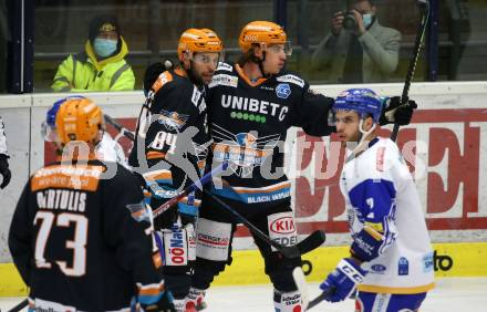 EBEL. Eishockey Bundesliga. VSV gegen Black Wings 1992 Linz.  Torjubel Dragan Umicevic, Brian Lebler  (Linz). Villach, am 30.12.2020.
Foto: Kuess
www.qspictures.net
---
pressefotos, pressefotografie, kuess, qs, qspictures, sport, bild, bilder, bilddatenbank