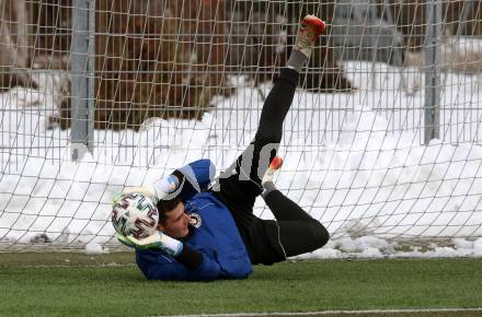 Fussball 2. Liga. Austria Klagenfurt.  Lennart Moser. Klagenfurt, am 4.1.2021.
Foto: Kuess
www.qspictures.net
---
pressefotos, pressefotografie, kuess, qs, qspictures, sport, bild, bilder, bilddatenbank