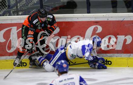 EBEL. Eishockey Bundesliga. VSV gegen Moser Medical Graz99ers. Stefan Bacher,   (VSV), Clemens Krainz (Graz). Villach, am 5.1.2021.
Foto: Kuess
www.qspictures.net
---
pressefotos, pressefotografie, kuess, qs, qspictures, sport, bild, bilder, bilddatenbank