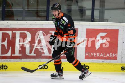 EBEL. Eishockey Bundesliga. VSV gegen Moser Medical Graz99ers.  Torjubel Adis Alagic  (Graz). Villach, am 5.1.2021.
Foto: Kuess
www.qspictures.net
---
pressefotos, pressefotografie, kuess, qs, qspictures, sport, bild, bilder, bilddatenbank
