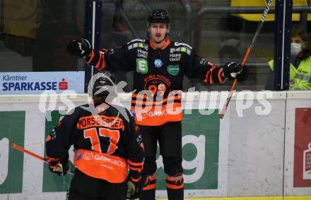 EBEL. Eishockey Bundesliga. VSV gegen Moser Medical Graz99ers.  Torjubel Adis Alagic, Johan Porsberger  (Graz). Villach, am 5.1.2021.
Foto: Kuess
www.qspictures.net
---
pressefotos, pressefotografie, kuess, qs, qspictures, sport, bild, bilder, bilddatenbank