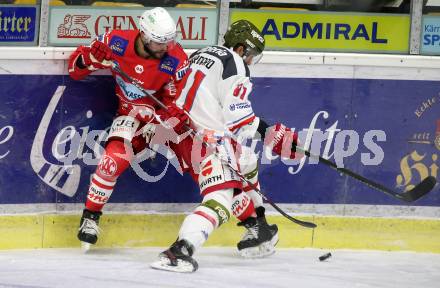 EBEL. Eishockey Bundesliga. KAC gegen	HCB Suedtirol Alperia. Steven Strong,  (KAC), Anthony Bardaro (Bozen). Klagenfurt, am 12.1.2021.
Foto: Kuess
www.qspictures.net

---
pressefotos, pressefotografie, kuess, qs, qspictures, sport, bild, bilder, bilddatenbank