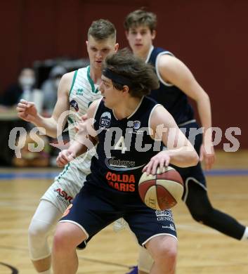 Basketball Zweite Liga 2020/2021. Grunddurchgang 16. Runde. KOS Celovec gegen BBC Nord Dragonz. Jernej Heine Andolsek (KOS Celovec), Ognjen Drljaca  (BBC Nord Dragonz). Klagenfurt, am 16.1.2021.
Foto: Kuess
www.qspictures.net

---
pressefotos, pressefotografie, kuess, qs, qspictures, sport, bild, bilder, bilddatenbank
