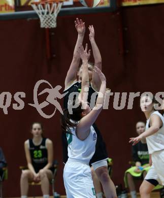 Basketball Damen Superliga 2020/2021. Grunddurchgang 10. Runde.  KOS Celovec Damen gegen Basket Flames. Patricia Struhar (KOS Celovec),  LouLou Kenens  (Basket Flames). Klagenfurt, am 16.1.2021.
Foto: Kuess
www.qspictures.net

---
pressefotos, pressefotografie, kuess, qs, qspictures, sport, bild, bilder, bilddatenbank