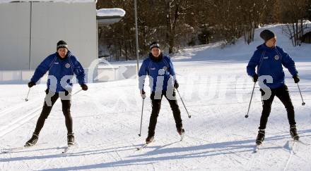 Fussball 2. Liga. Langlauf. Training SK Austria Klagenfurt. Simon Paul, Fabian Miesenboeck, Patrick Greil. Villach, Alpenarena, am 20.1.2021.
Foto: Kuess
---
pressefotos, pressefotografie, kuess, qs, qspictures, sport, bild, bilder, bilddatenbank