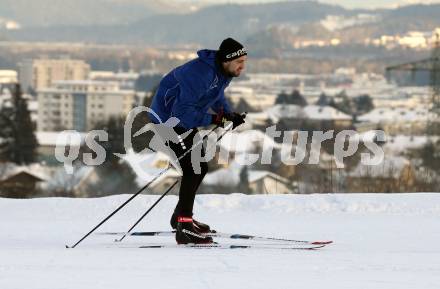 Fussball 2. Liga. Langlauf. Training SK Austria Klagenfurt.   Philipp Menzel. Villach, Alpenarena, am 20.1.2021.
Foto: Kuess
---
pressefotos, pressefotografie, kuess, qs, qspictures, sport, bild, bilder, bilddatenbank