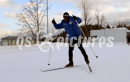 Fussball 2. Liga. Langlauf. Training SK Austria Klagenfurt.   Malcolm Badu. Villach, Alpenarena, am 20.1.2021.
Foto: Kuess
---
pressefotos, pressefotografie, kuess, qs, qspictures, sport, bild, bilder, bilddatenbank