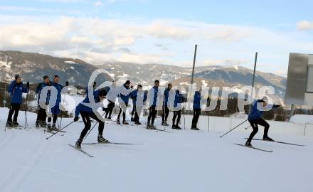 Fussball 2. Liga. Langlauf. Training SK Austria Klagenfurt.   . Villach, Alpenarena, am 20.1.2021.
Foto: Kuess
---
pressefotos, pressefotografie, kuess, qs, qspictures, sport, bild, bilder, bilddatenbank