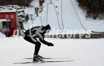 Fussball 2. Liga. Langlauf. Training SK Austria Klagenfurt.  Trainer Peter Pacult . Villach, Alpenarena, am 20.1.2021.
Foto: Kuess
---
pressefotos, pressefotografie, kuess, qs, qspictures, sport, bild, bilder, bilddatenbank