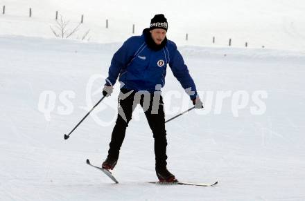 Fussball 2. Liga. Langlauf. Training SK Austria Klagenfurt.   Fabian Miesenboeck. Villach, Alpenarena, am 20.1.2021.
Foto: Kuess
---
pressefotos, pressefotografie, kuess, qs, qspictures, sport, bild, bilder, bilddatenbank