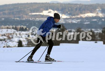 Fussball 2. Liga. Langlauf. Training SK Austria Klagenfurt.   Patrick Greil. Villach, Alpenarena, am 20.1.2021.
Foto: Kuess
---
pressefotos, pressefotografie, kuess, qs, qspictures, sport, bild, bilder, bilddatenbank