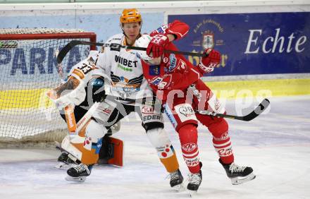 EBEL. Eishockey Bundesliga. KAC gegen	Black Wings 1992 Linz. Matthew Fraser, (KAC), Gerd Kragl  (Linz). Klagenfurt, am 24.1.2021.
Foto: Kuess
www.qspictures.net

---
pressefotos, pressefotografie, kuess, qs, qspictures, sport, bild, bilder, bilddatenbank